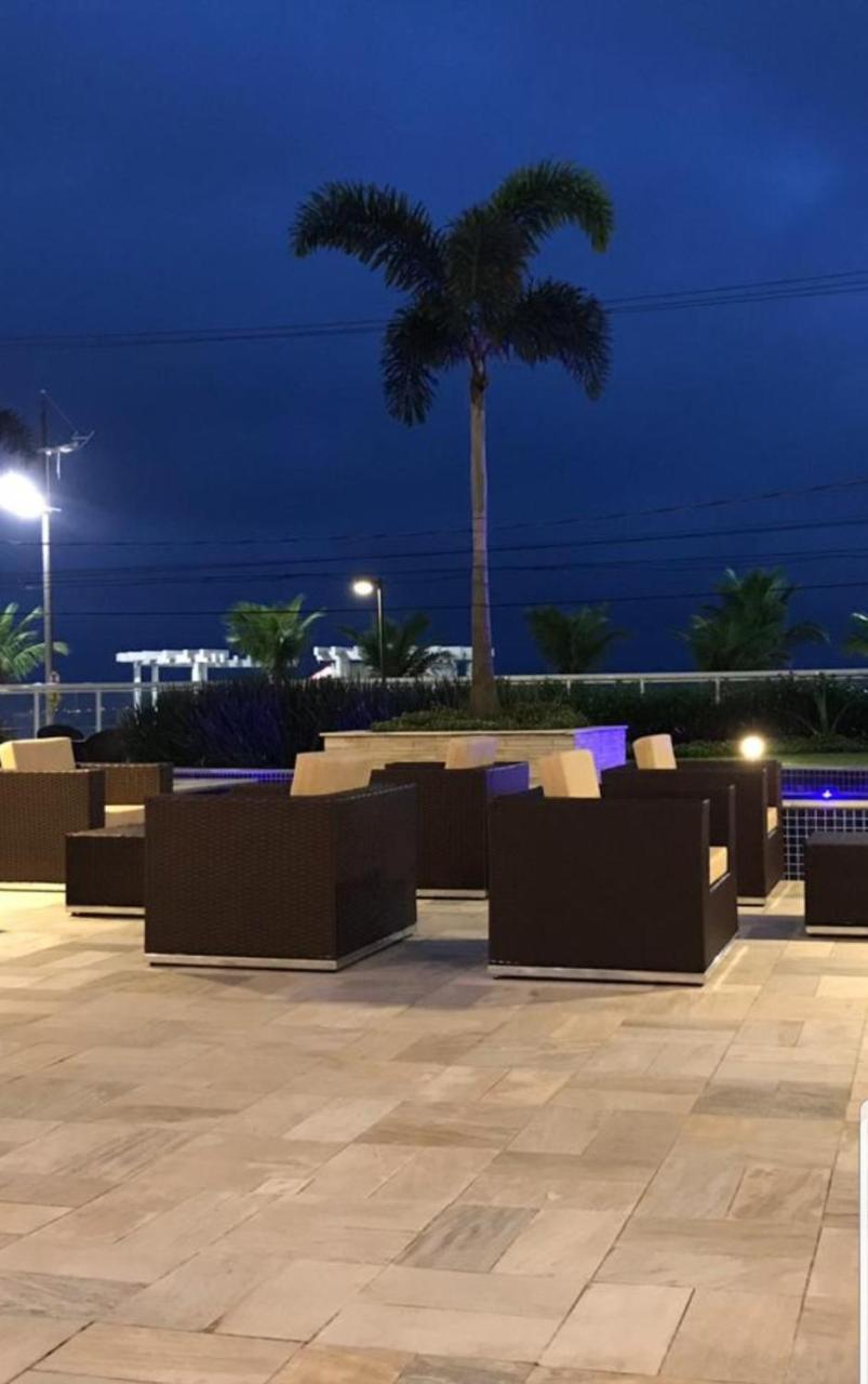 Requinte E Sofisticacao Apartment ปรายากรันเด ภายนอก รูปภาพ